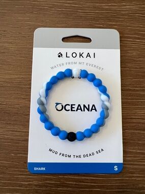 Lokai Oceana Shark Blue, White & Gray Beaded Bracelet